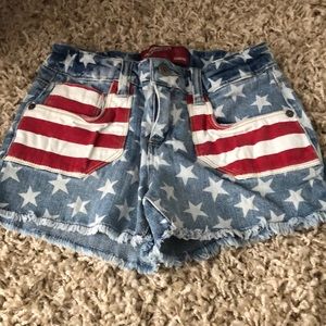 🇺🇸American flag shorts!🇺🇸